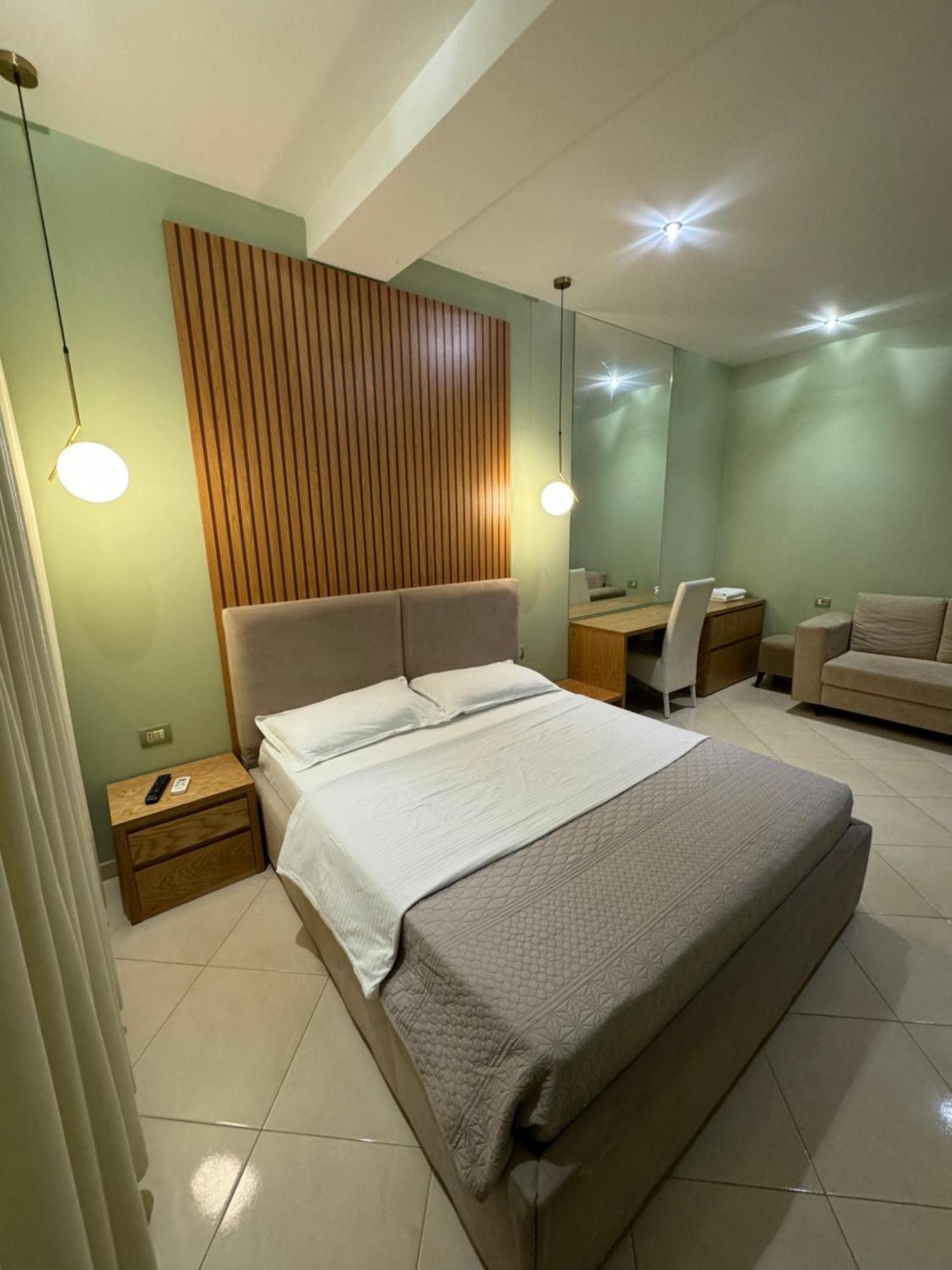 Hotel Kaloshi Mezez 外观 照片